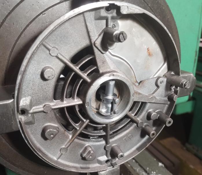 Mantenimiento correctivo a motor soplador SCR5